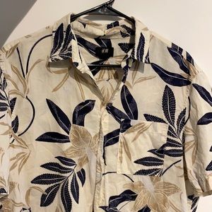 Beige T-Shirt Summer Vibe